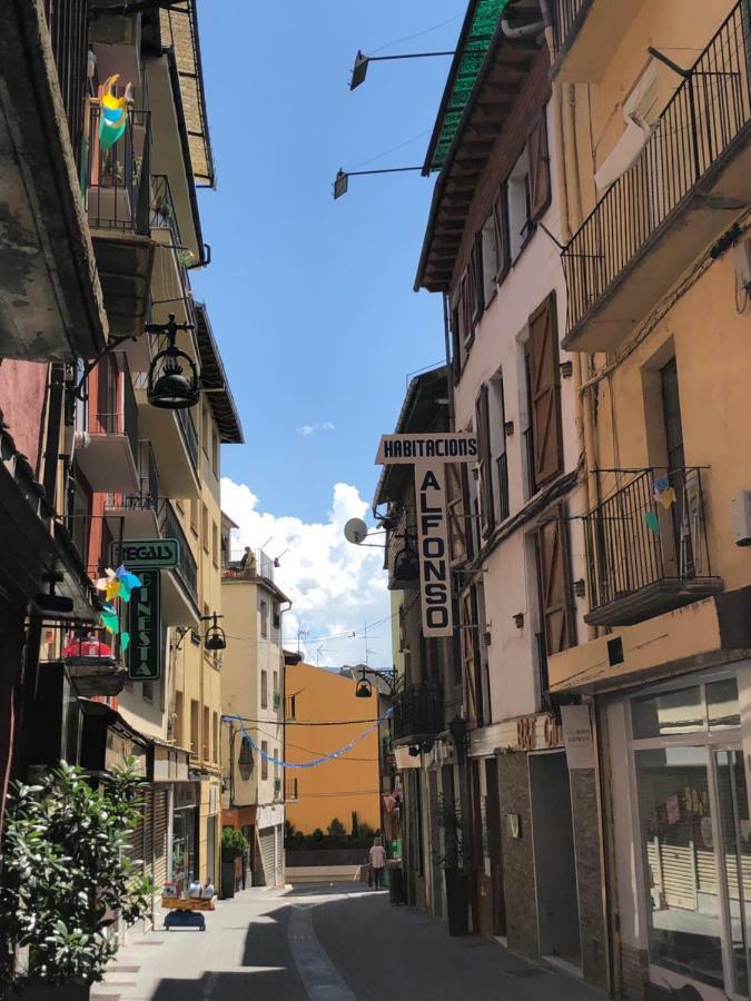 Hostal Di Verena Puigcerdà Extérieur photo