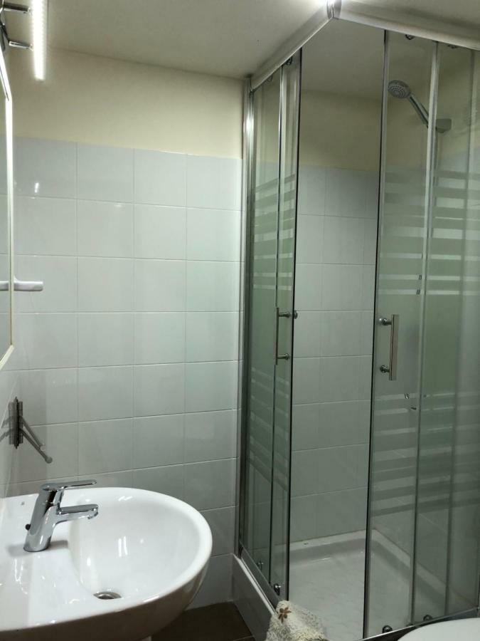 Hostal Di Verena Puigcerdà Extérieur photo