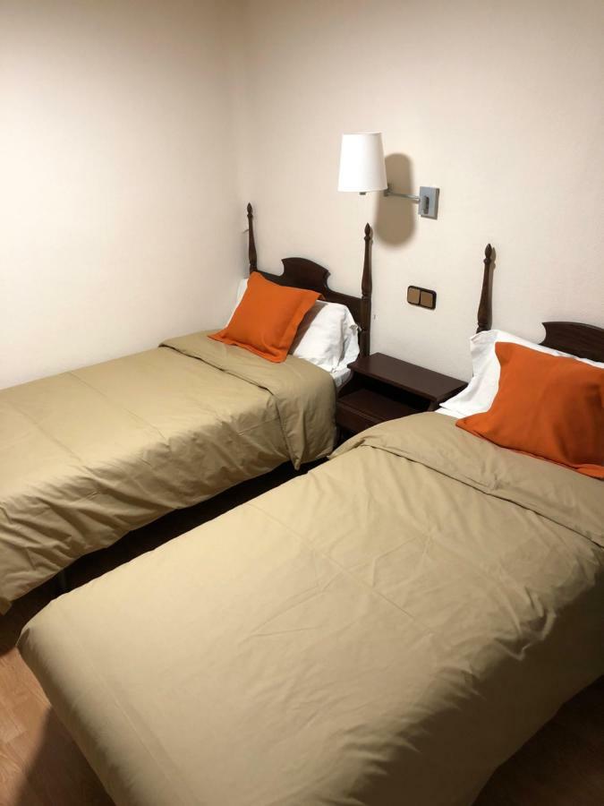 Hostal Di Verena Puigcerdà Extérieur photo
