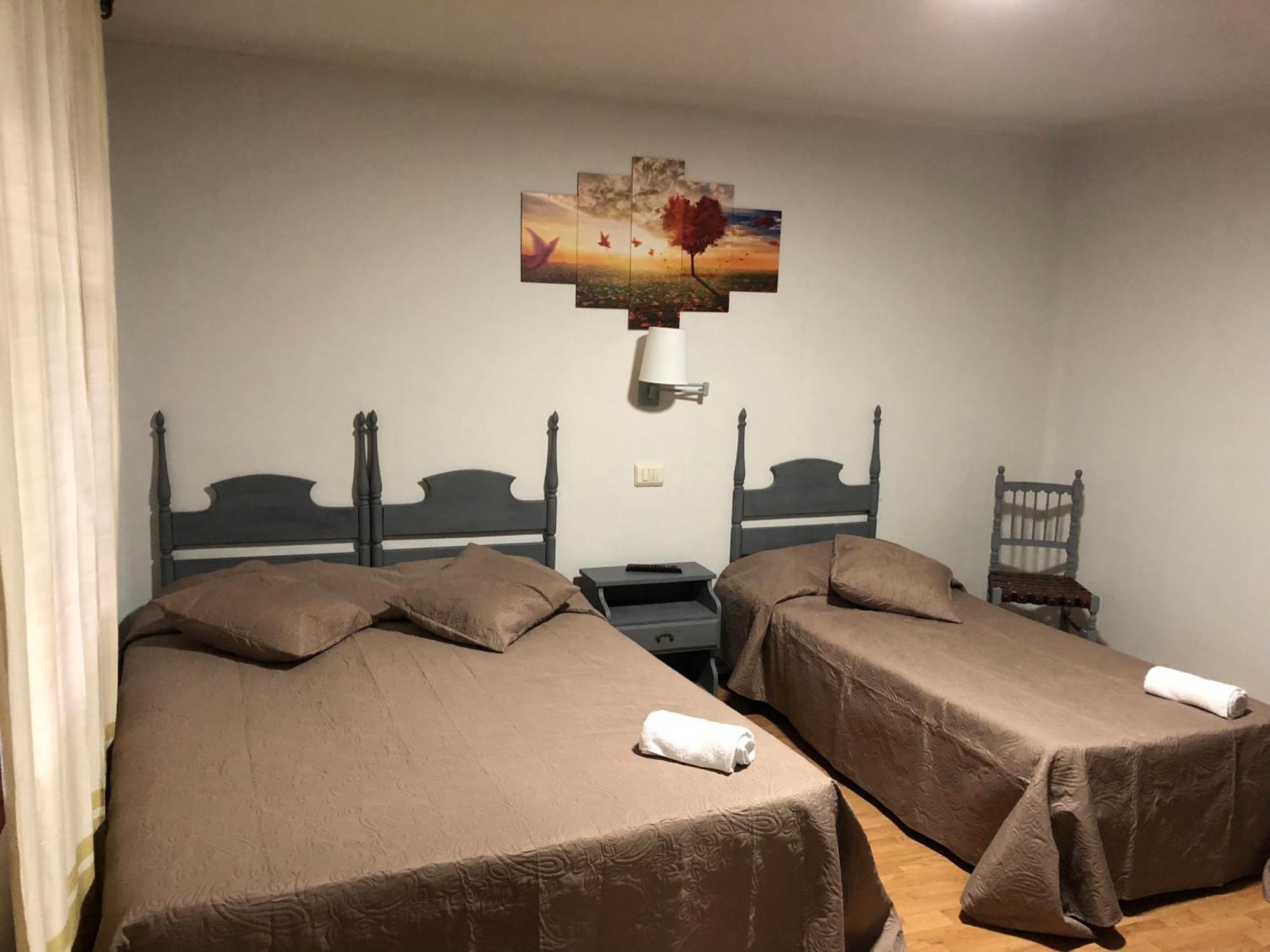Hostal Di Verena Puigcerdà Extérieur photo
