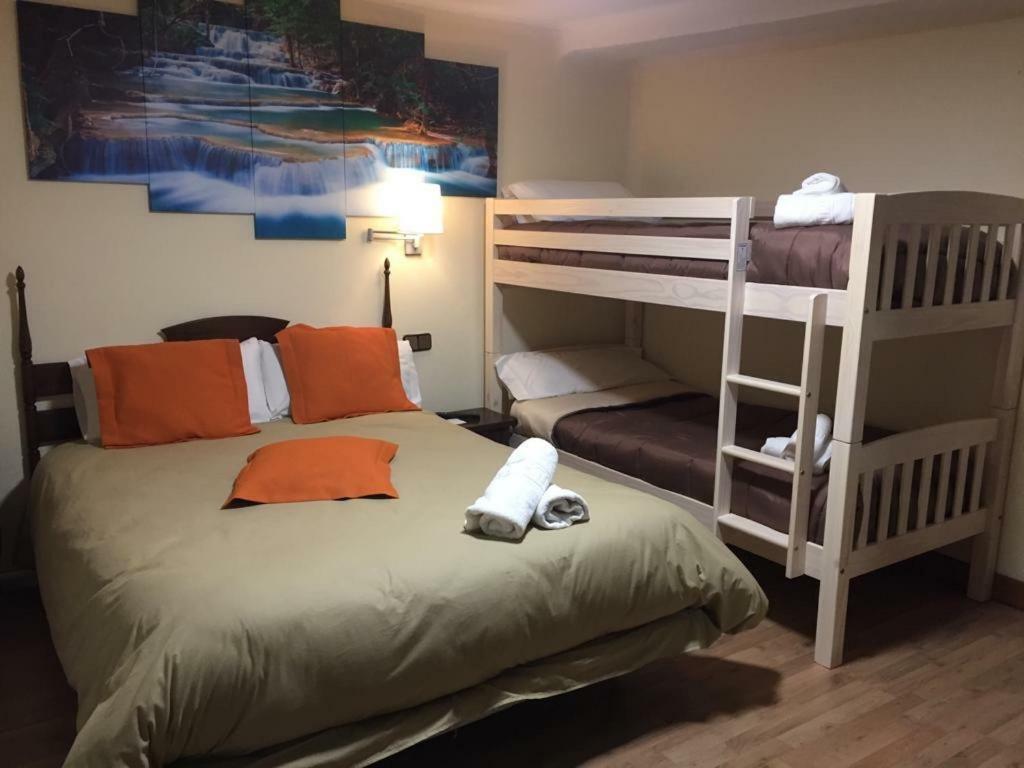 Hostal Di Verena Puigcerdà Extérieur photo