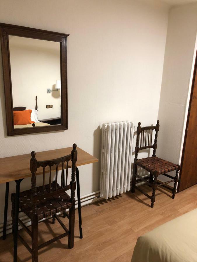 Hostal Di Verena Puigcerdà Extérieur photo